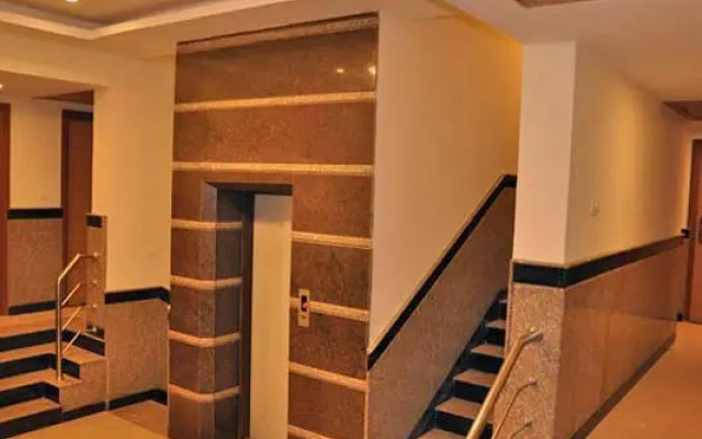 Hotel Sms Grand Inn