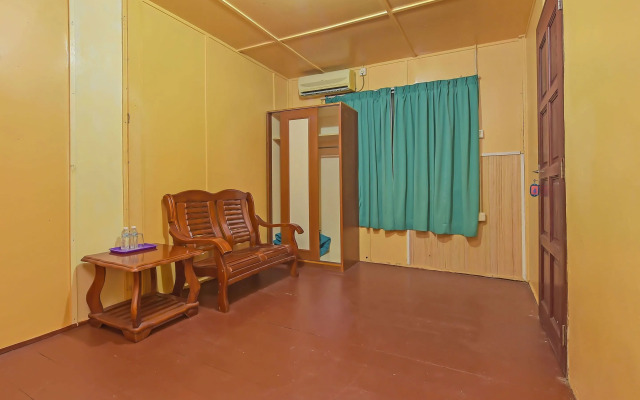 OYO 90675 Holiday View Inn