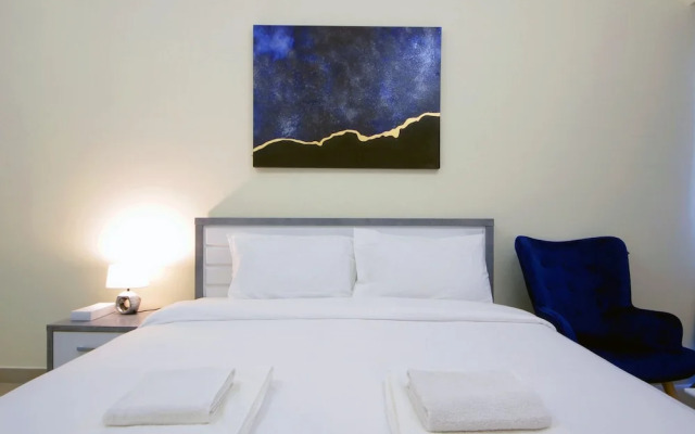 Studio Apartment in Azizi Samia