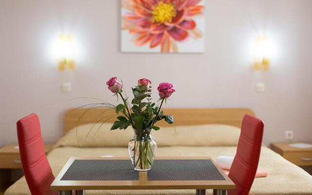 Nadija Studio Apartmani