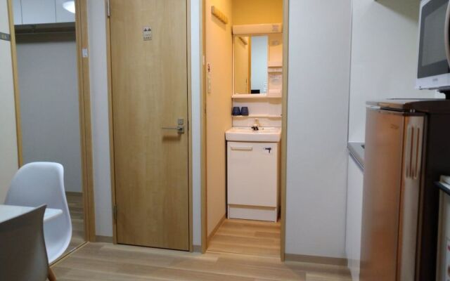 Issyuku Higashiueno Hotel