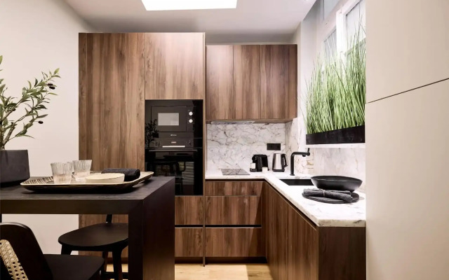 Momo Suites Acropolis by Aura Homes
