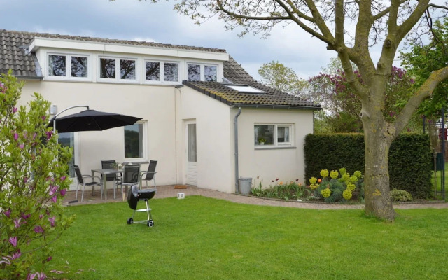 Modern Holiday Home near Klimmen With Hill View