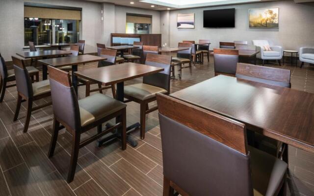 Best Western Plus Raleigh Crabtree Valley Hotel