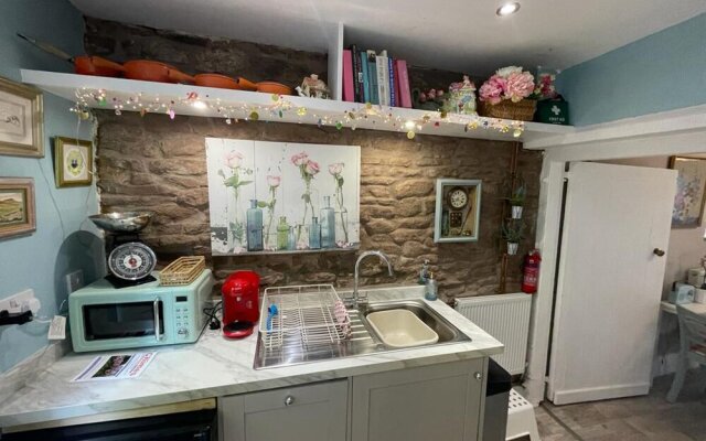 Captivating 1-bed Cottage in Ross-on-wye