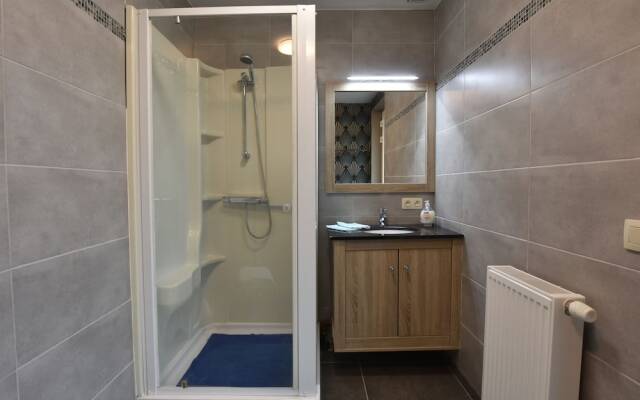 Holiday Home in Alveringem Near Beach