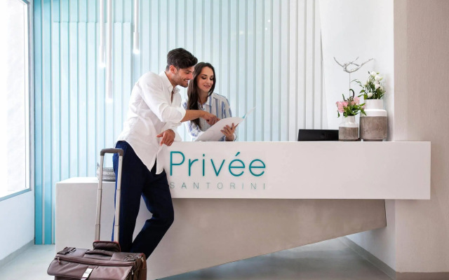 Privee Santorini