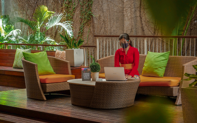 J4 Hotels Legian