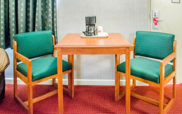 Falls Inn