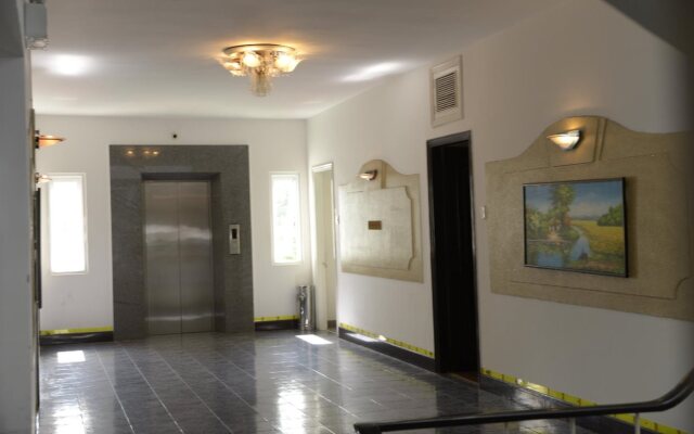 Mercury Hotel  Apartment