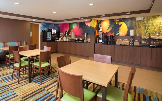Fairfield Inn by Marriot Manchester-Boston Regional Airport