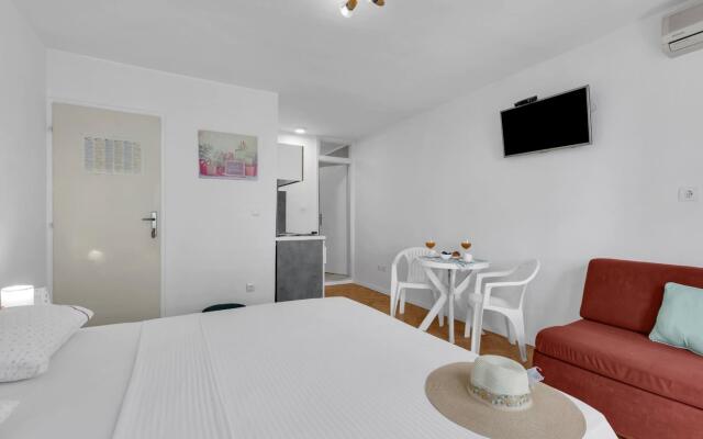 Ivica - 100m from the beach - SA3(2) narancasti