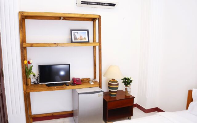 Le Petit Sai Gon Hotel
