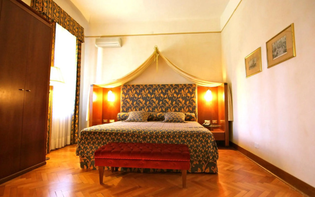 Hotel Villa Giona