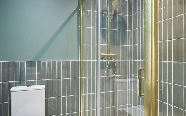 Host Stay Kittiwake House
