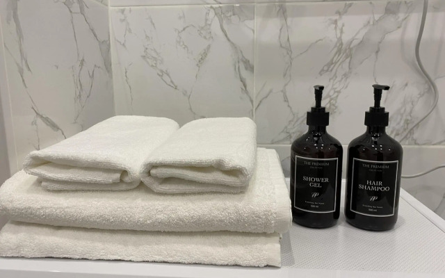 Йо Плейс микрорайон Любимово 18