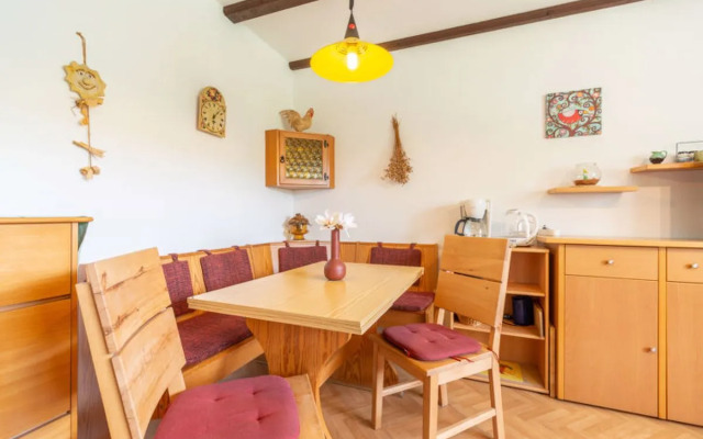 Am Hohen Bogen 37228