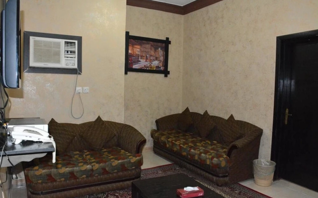 Al Eairy Furnished Apartments Jizan 2