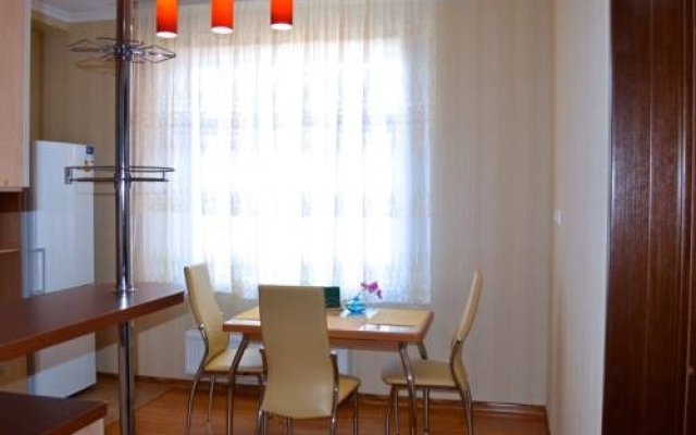 Apart-Hotel Turgenievskiy - 2