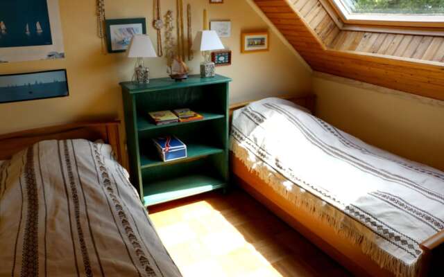 House With 2 Bedrooms in Lanester, With Wonderful Lake View and Enclos