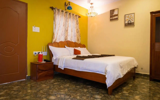 Alcove Beach Resort