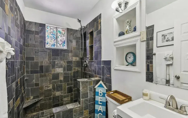 Bonita Beach House by Ryson Vacation Rentals
