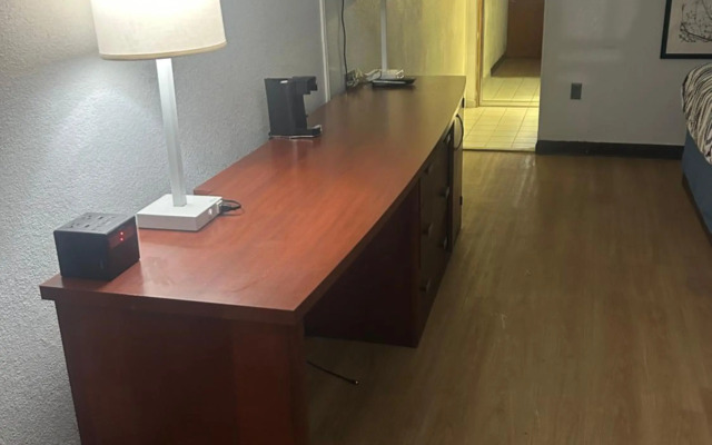 Travelodge by Wyndham Petersburg