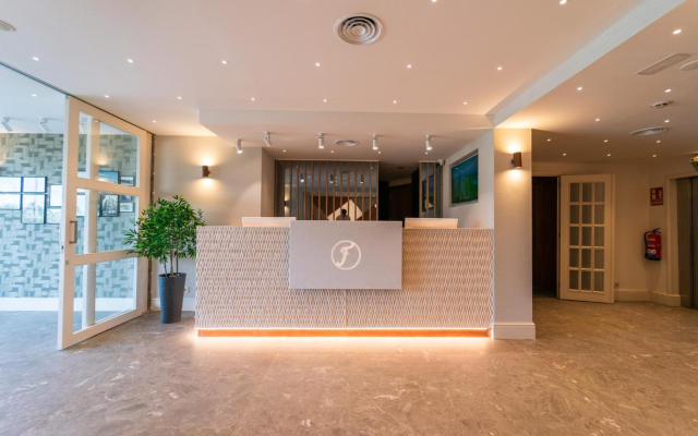 Felix Hotel Residencia