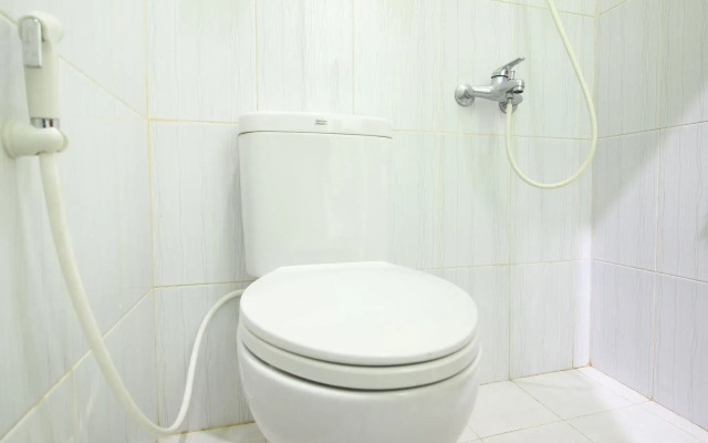 RedDoorz Plus near Taman Sari