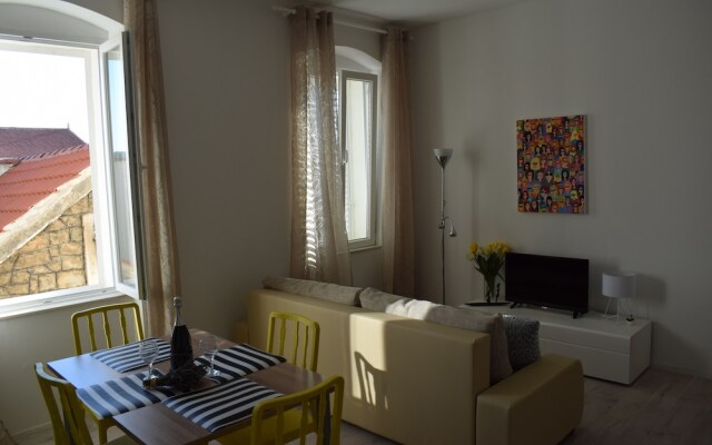 Optimist Makarska Town Center