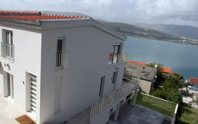 Apartment Neri Trogir