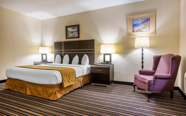 Quality Inn Schenectady - Albany