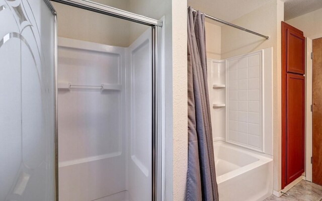 Seashell Memories 2 Bedroom Home by RedAwning