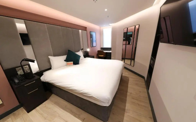 Marlin Hotel
