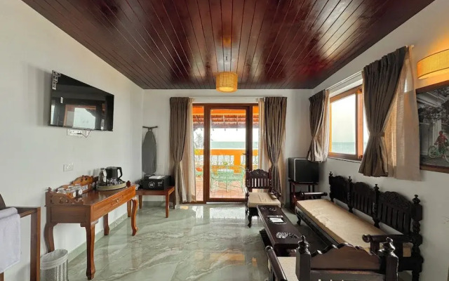 La Plage SeaView Suites