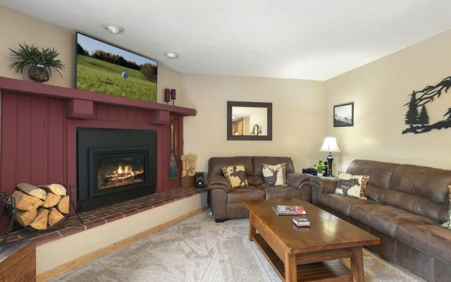 Beaver Creek West S2 - 3 Bedroom 3 Condo by RedAwning