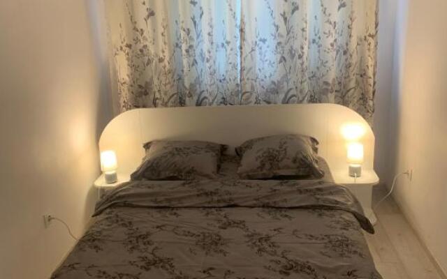 Alexandra Home