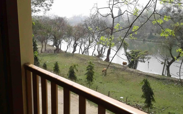 Zizina Otis Resorts