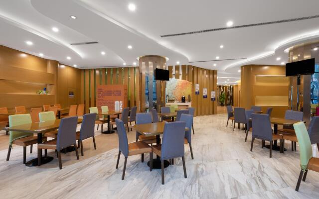 Holiday Inn Express Nantong Downtown by IHG