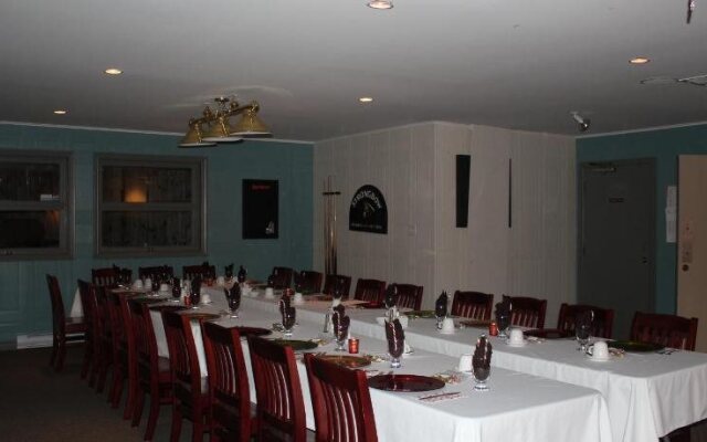 Hotel Mount Pearl