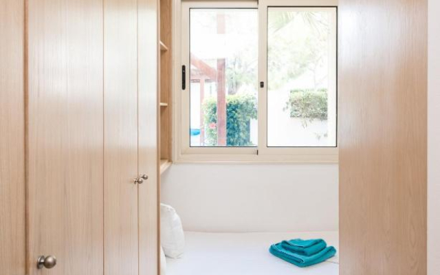 Protaras Artisan Seafront Villa 7