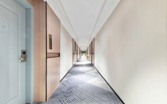Jieyang Victoria Holiday Business Hotel