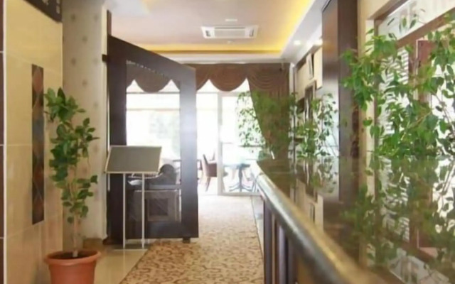 Teona Hotel