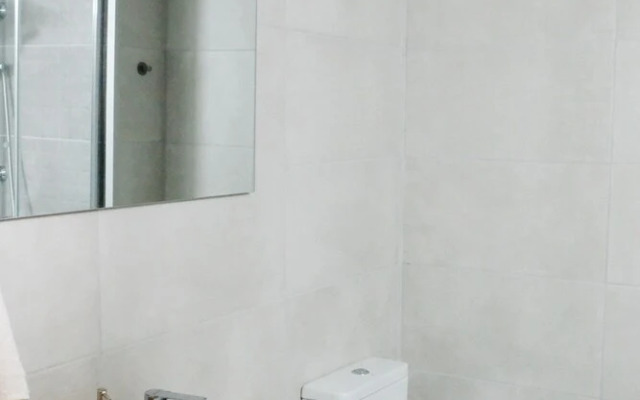Newly Renovated Athenian Apt