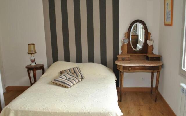 Gîte Montbazon, 2 pièces, 2 personnes - FR-1-381-230