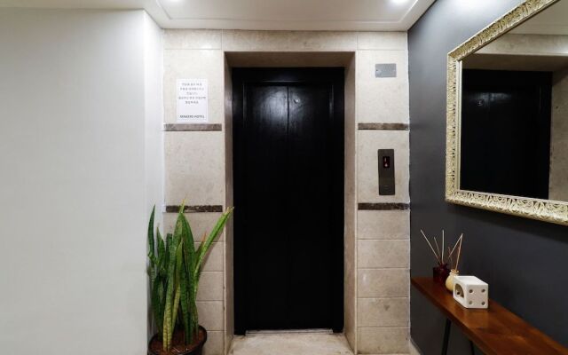 Capital O 62688 Makers Hotel