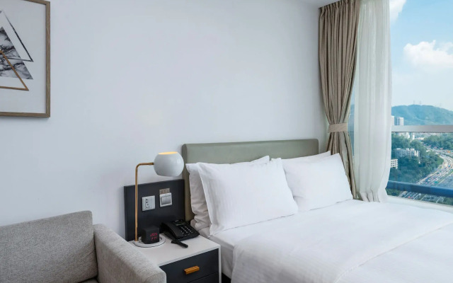 Golden Central Serviced Residence Shenzhen (Upper Hills)