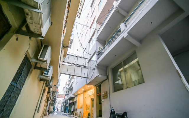 OYO 24943 Hotel Airport Zone Olive