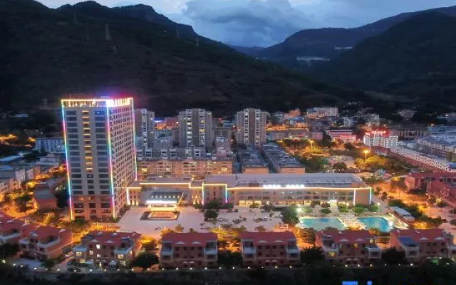 Yuanyang Golden Bay Terrace Hotel