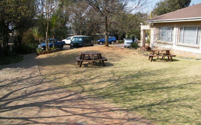 Airport Lodge Guest House